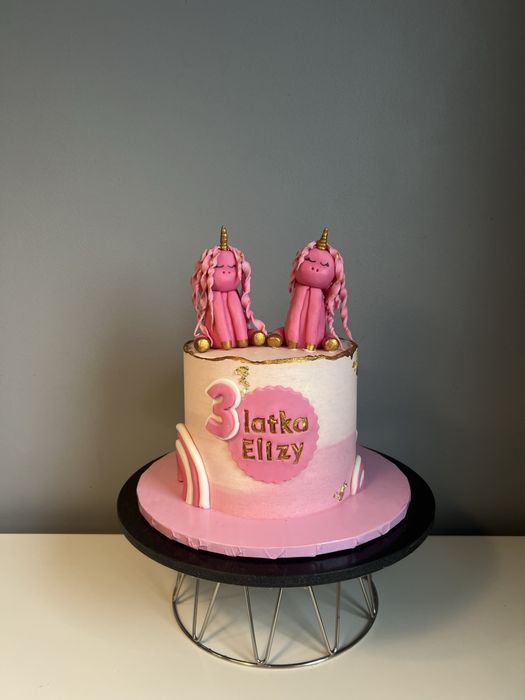 Torty urodzinowe, ciasta, figurki