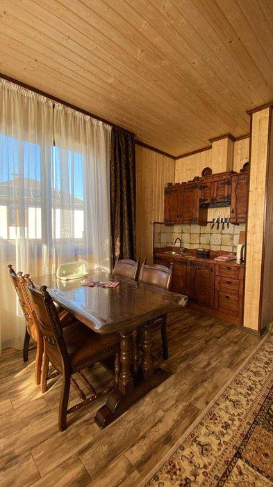 Пропонуємо шикарнті котеджі в мальовничій Східниці Гори Карпати