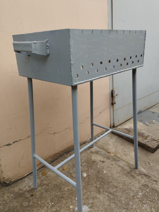 Мангал на 9 великих шампурів