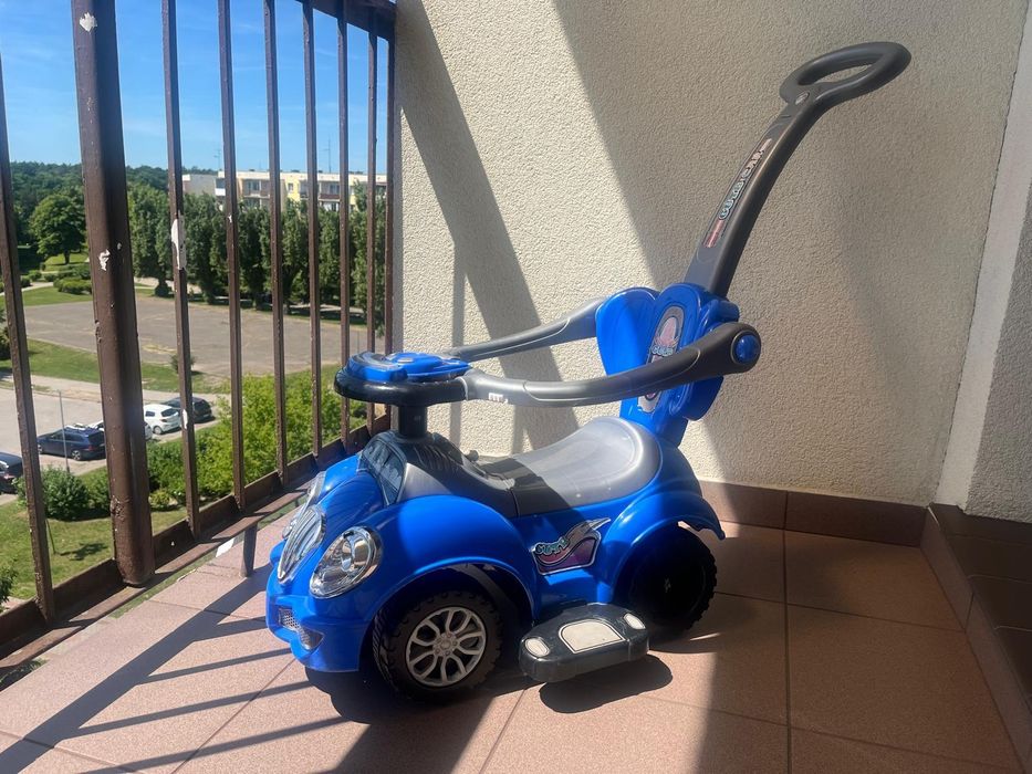 Sprzedam jeździk auto dla dziecka.