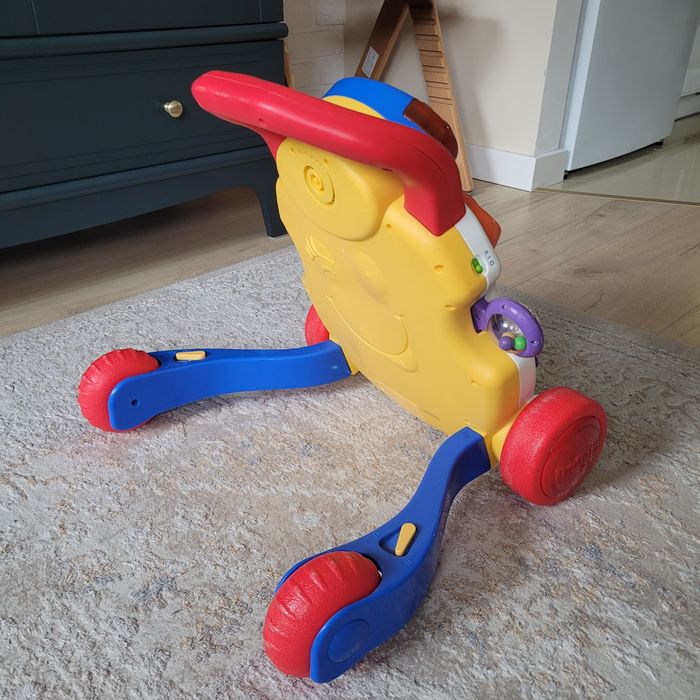 Pchacz chodzik  Chicco efekty dźwiękowe