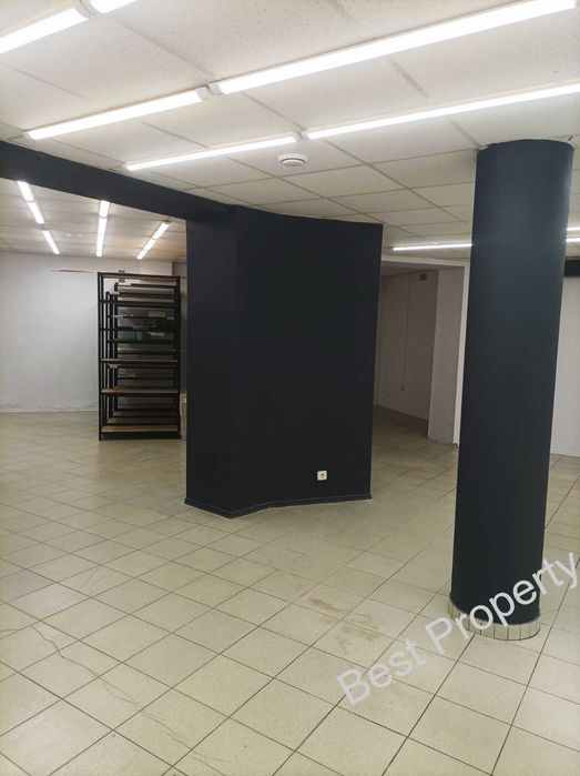 Магазин 122 м2 • Фасад 1й поверх • нежитлове • Академмістечко