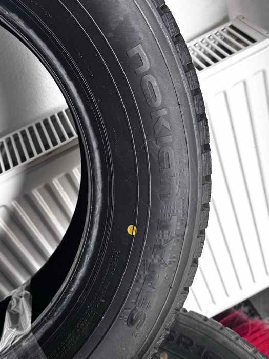 Opony zimowe 205/65/R16 NOKIAN