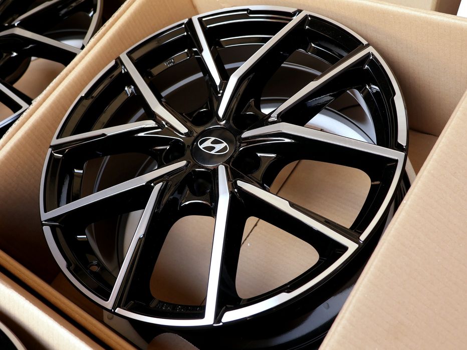 HYUNDAI TUCSON NX4 III FELGI ALUMINIOWE 8X18 5X114,3 ET40 ALUTEC GERMANY