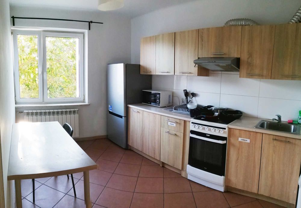 Хостел, комнаты, район WLOCHY (ul. Jantar). 2-3-4 местные. Pokoje hostel