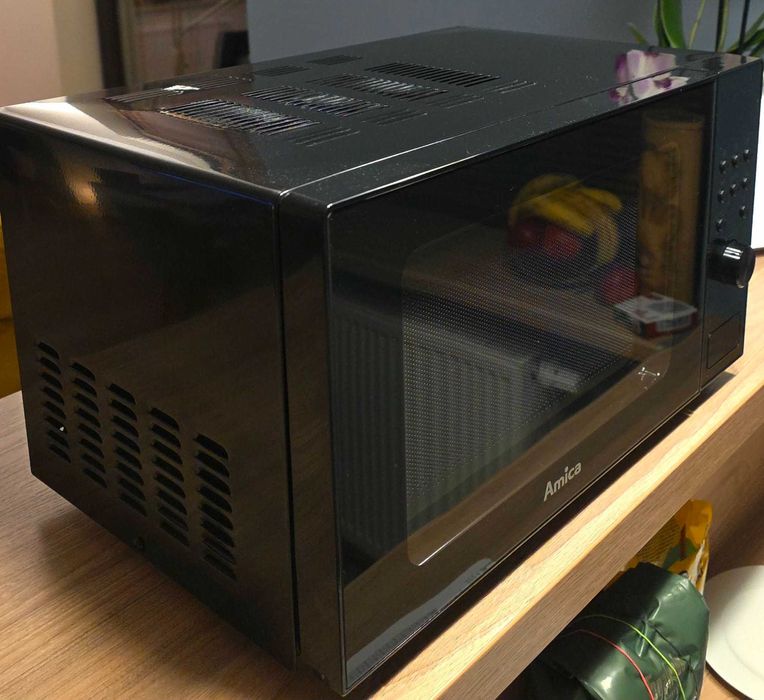 Kuchenka mikrofalowa Amica