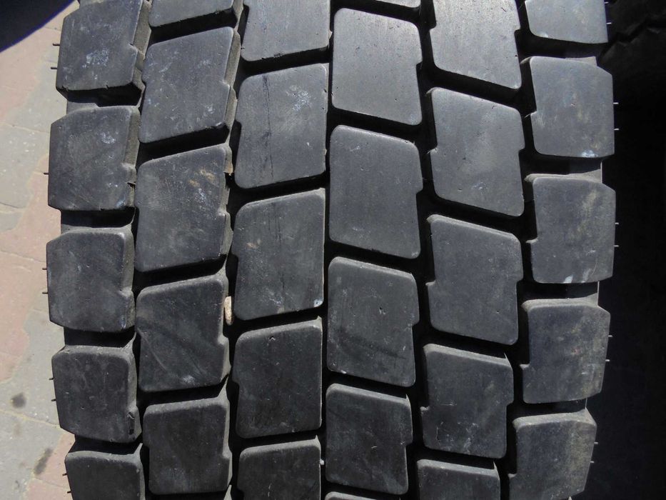 Opona 285/70R19.5 Michelin XDE2+(550 NETTO)