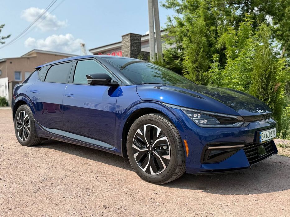 Продам Kia ev6 .