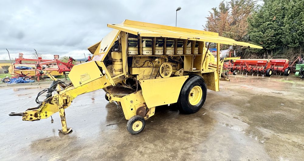 enfardadeira new holland