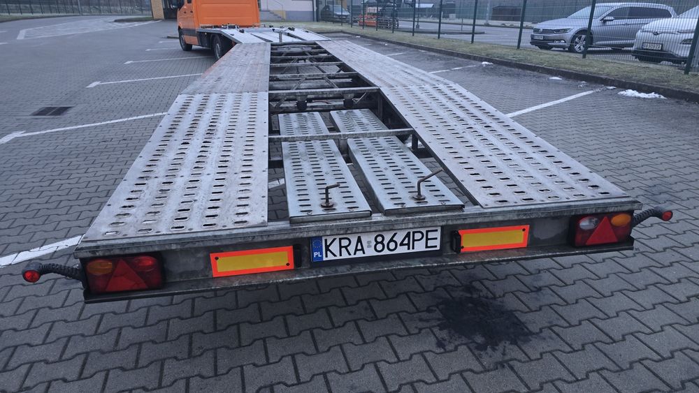 Лафет на два авто  NIEWIADÔW

D.2 BR3