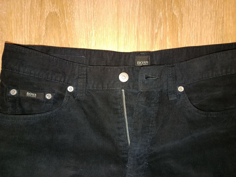 Spodnie sztruksowe Hugo Boss
