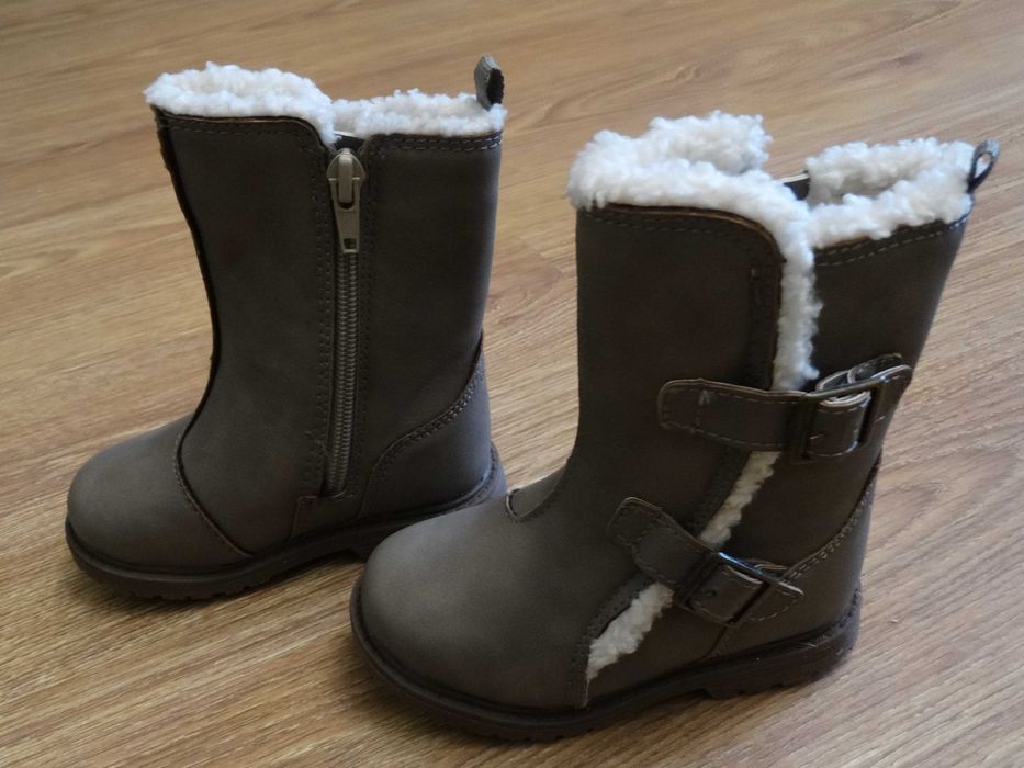Зимові чоботи для дівчинки ТМ Оshkosh розмір 22 (13,00 см)