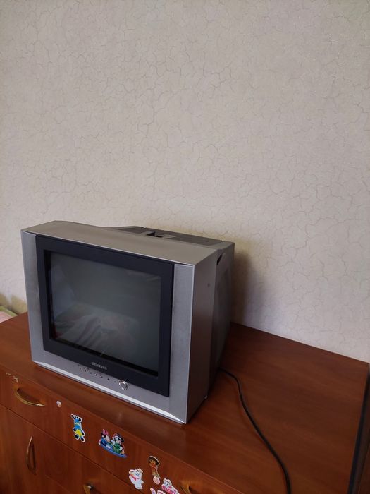 Продам телевизор Samsung