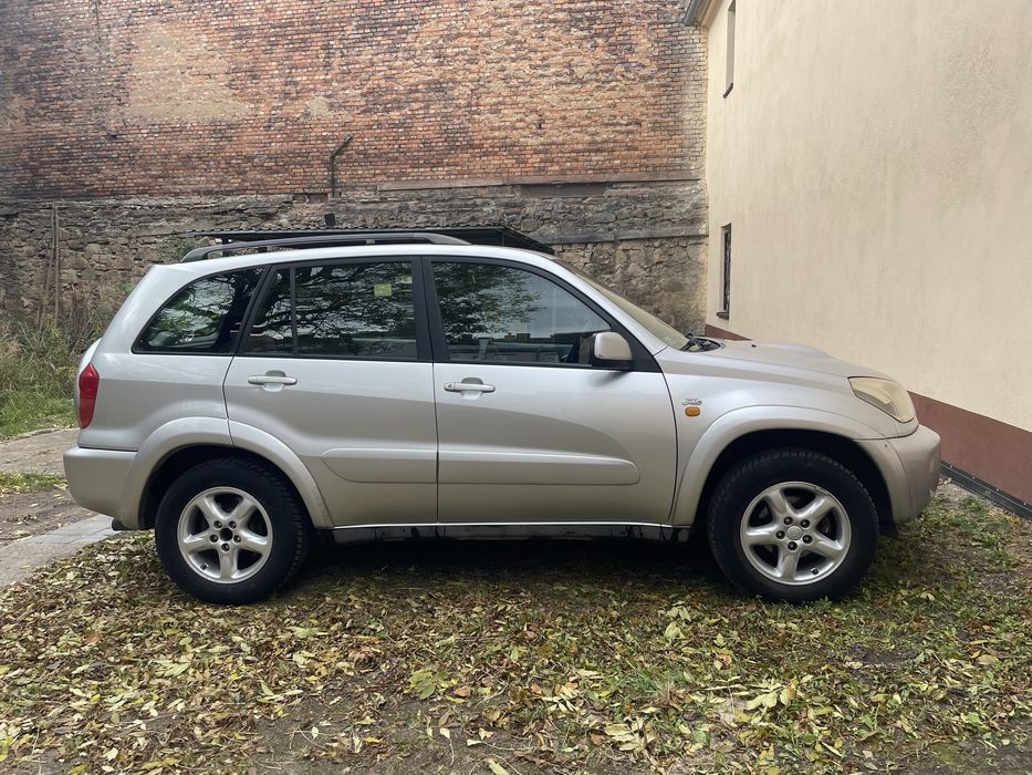 Toyota RAV-4