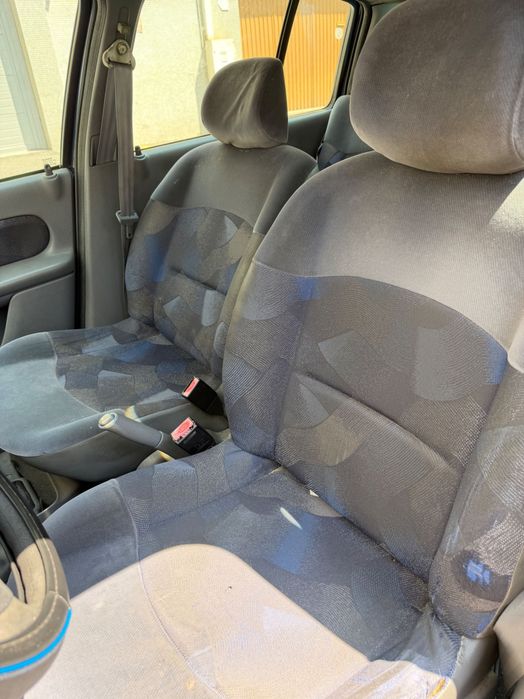 Renault Clio II 1.2 Gasolina – Ano 2000