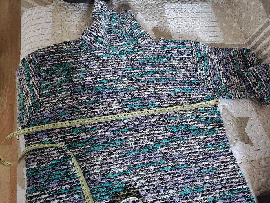 Efektowna suknia z golfem boucle rozm. 38/40 oversize!