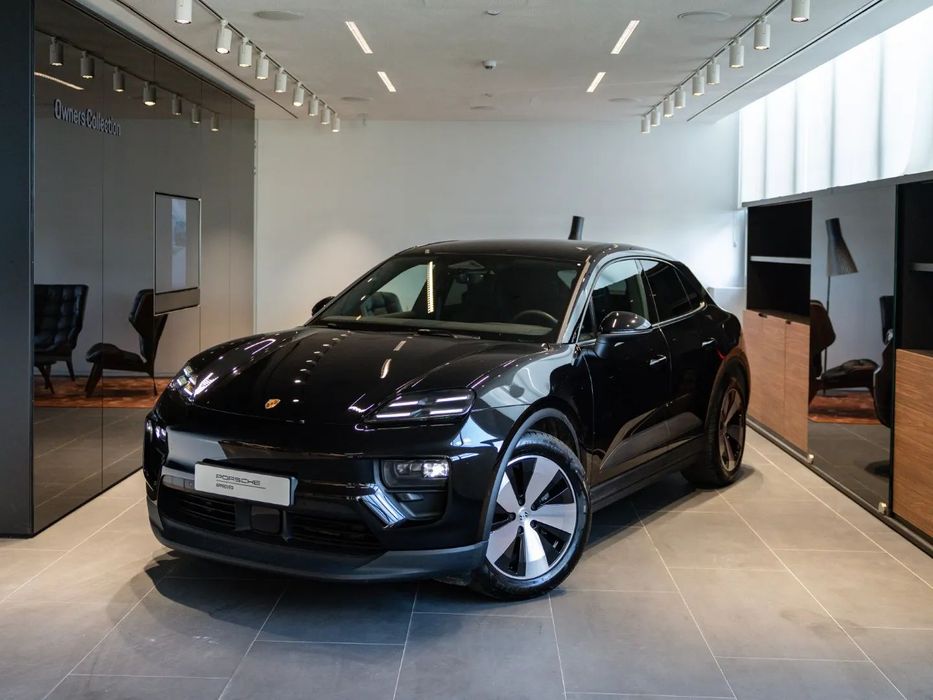 Porsche Macan Electric