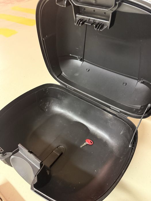 Top case Shad com base