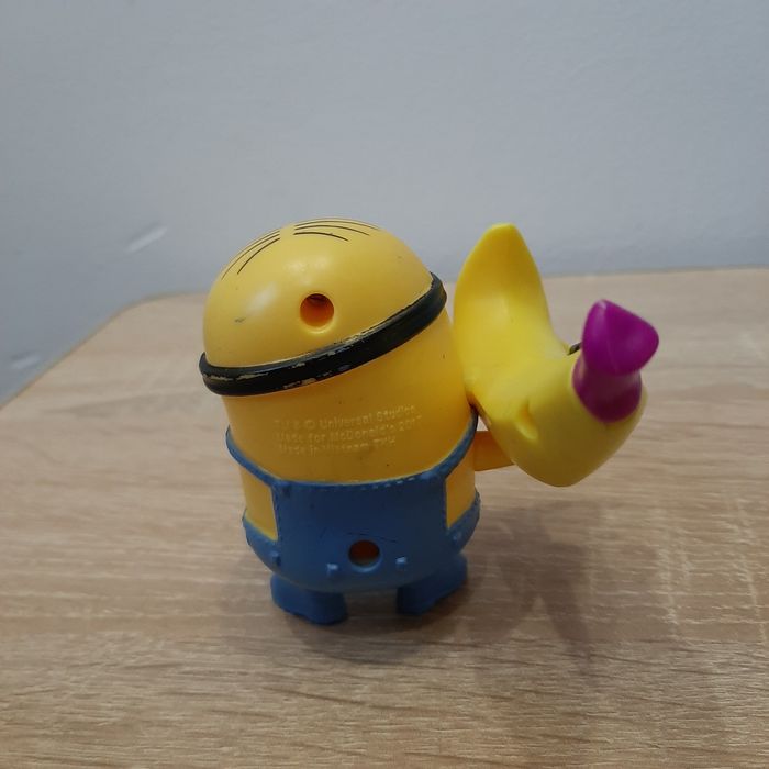 Міньйон,  посіпака, іграшка