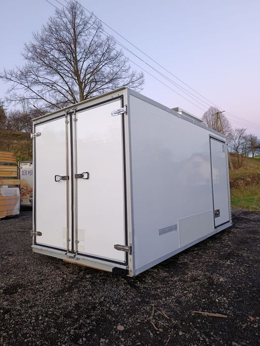 Komora chłodnicza / Chłodnia Stacjonarna / Zabudowa Chłodnicza / C106