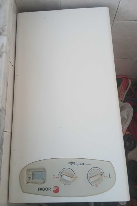 Esquentador a Gás marca fagor.