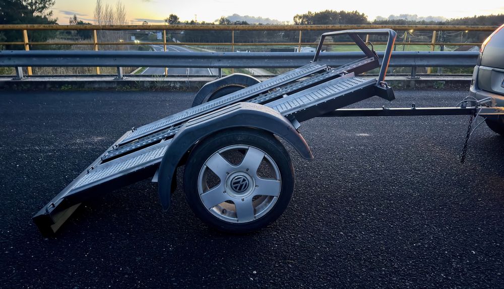 Atrelado Basculante Moto