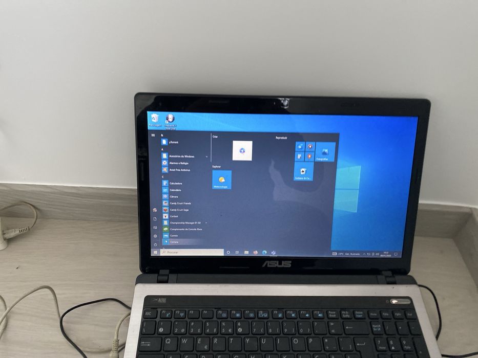 Portatil asus e cooler