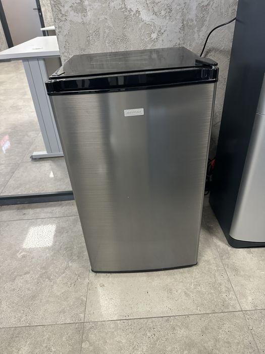 Mała lodówka MPM czarna Super stan!