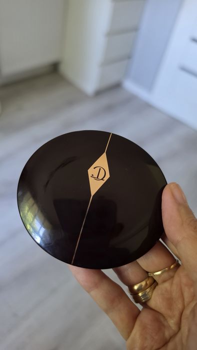 Charlotte Tilbury róż