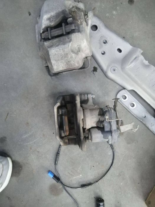 Полный комплект тормозов BMW G30 G20 G01 G02 G11