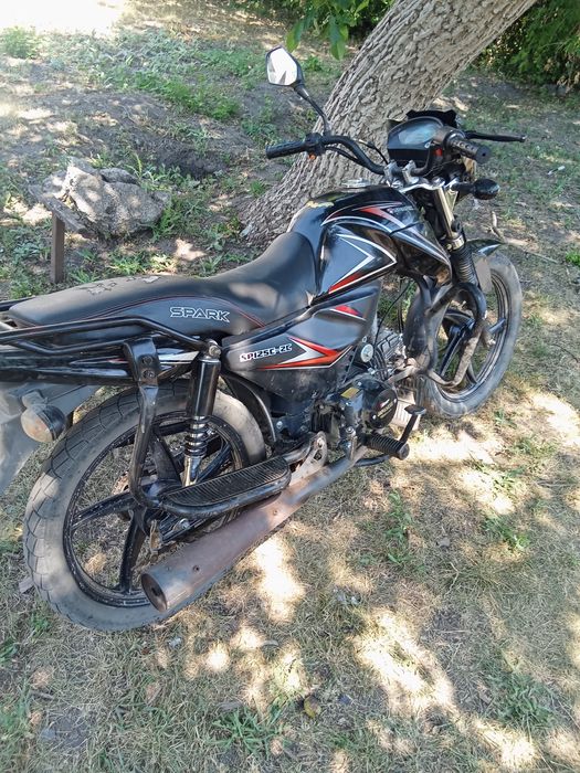Продаю мопед спарк 125 кубів