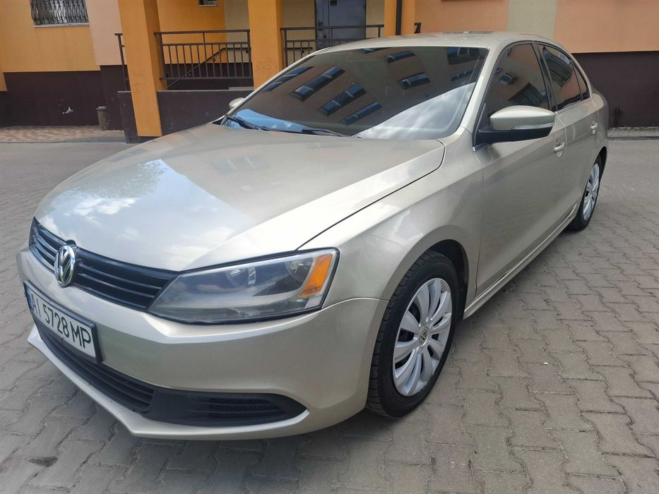 Продається авто Volkswagen Jetta 2012р 2.5