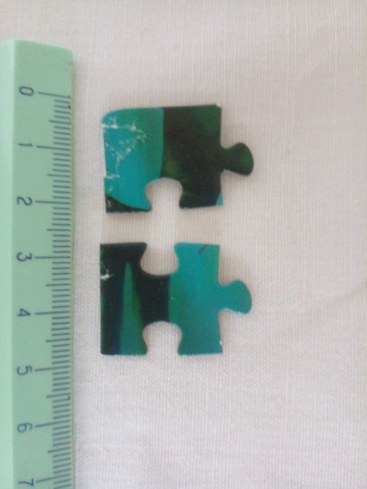 Пазлы цветные и яркие (большой и меньше). Все детали. Цена за оба