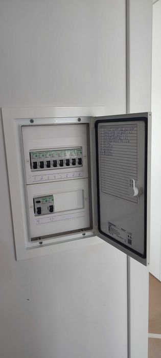 Eletricista Urgente Seixal 24h / VOU HOJE