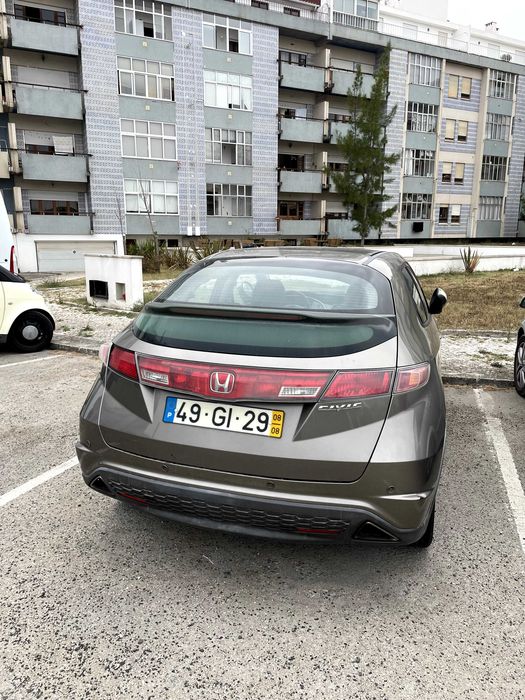 Honda Civic 1.8 i-VTEC Executive - 5 portas (modelo FK2) 2008