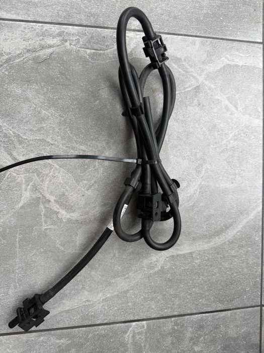 Магістраль з форсунками омивача лобового скла Mercedes GLC x253