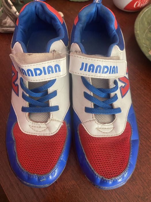 Кросівки-ролики ( на колесиках) унісекс