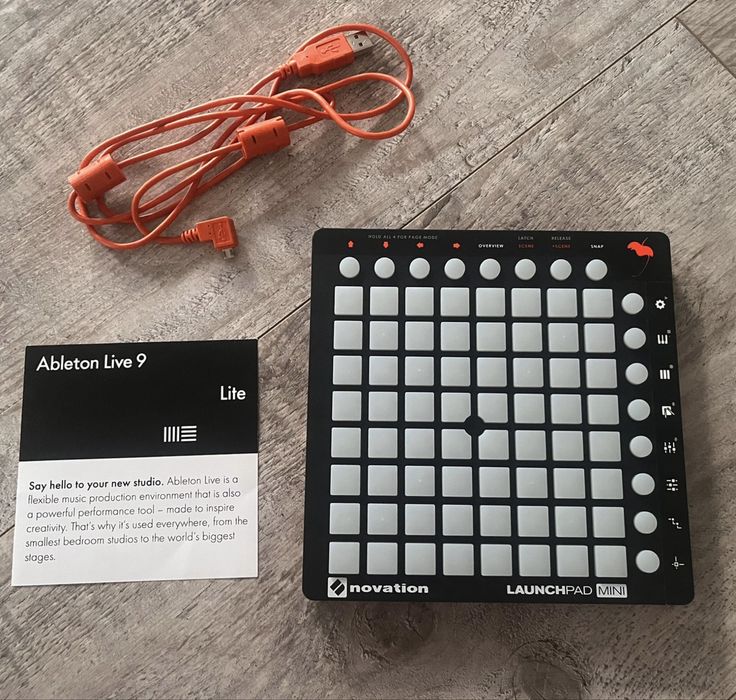 novation Launchpad Mini MK2