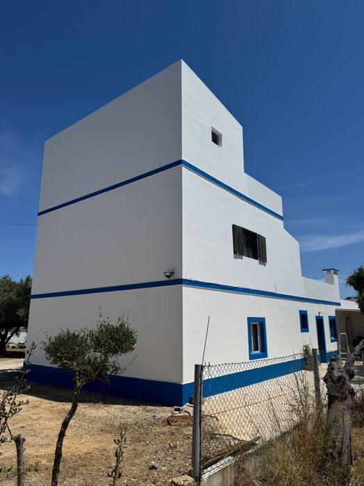 Serviços De Obras e Pinturas