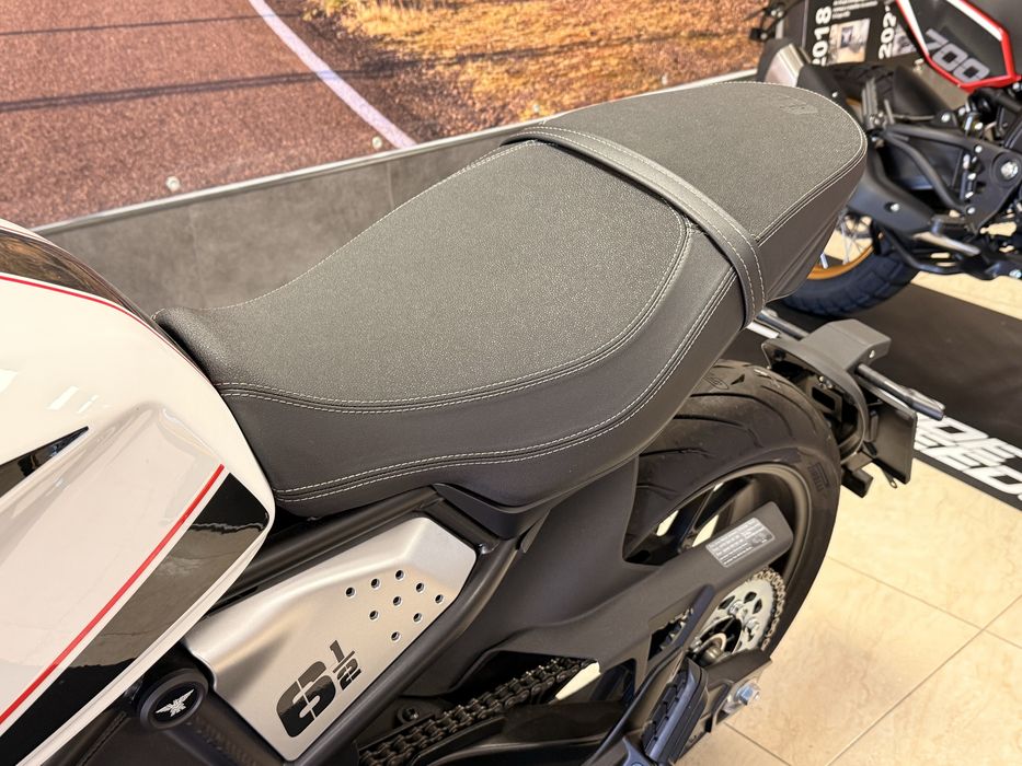 Moto Morini Seiemezzo STR 650 (Nova)