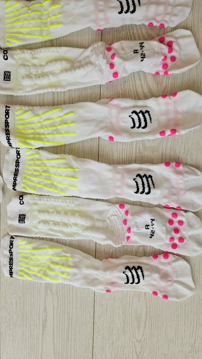 Шкарпетки компресійні compressport 42-44 нові оригінал