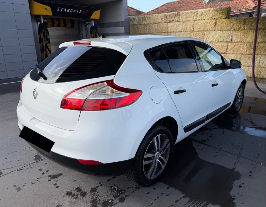 Renault Megane DOIS DONOS Van Como Nova