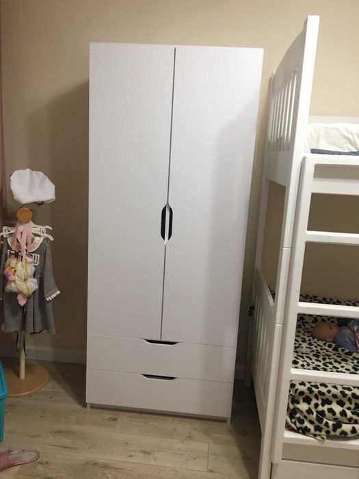 Шкаф белый в детскую комнату. Шафа в дитячу кімнату