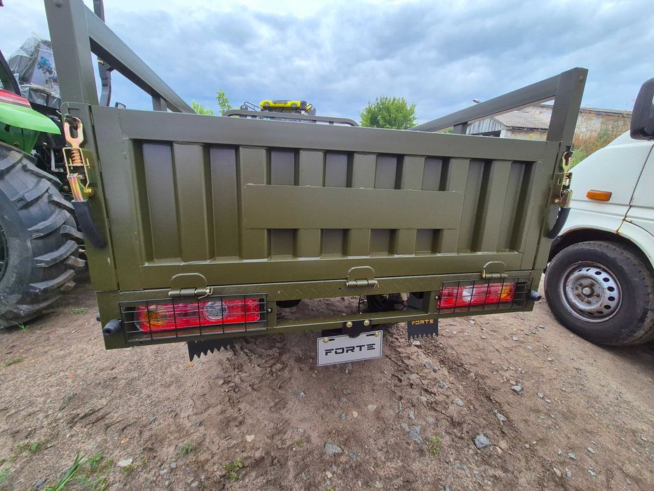 Бензиновый грузовой трицикл Forte 250 C252 130*200 кузов