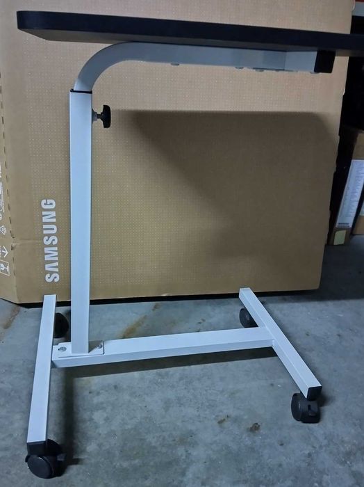 Mesa para Projector Vídeo