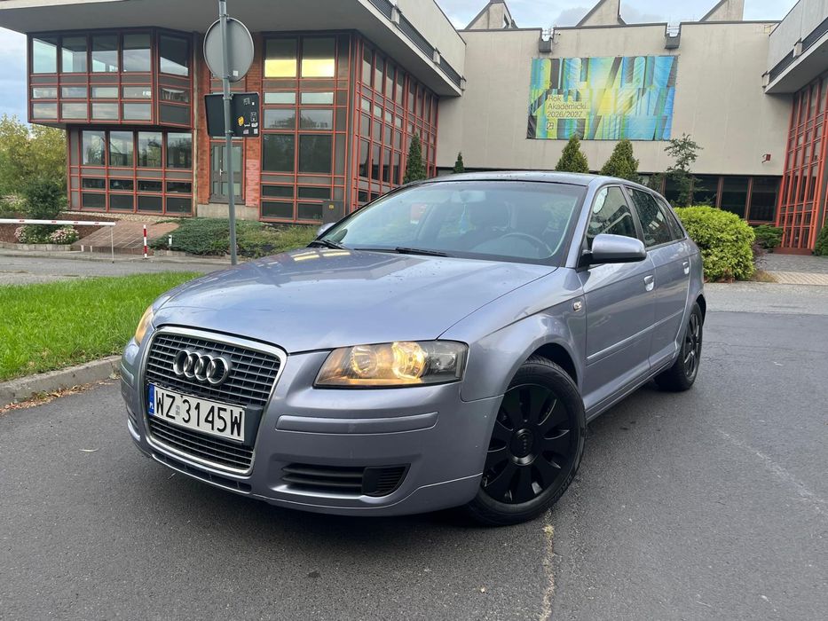 Audi A3 Sportback 1.6 Benz. Z GAZ Kolorwa Nawigacja BOSe  5 Drzwi