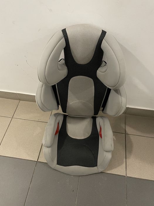 Fotelik aamochodowy Chicco 15-36kg