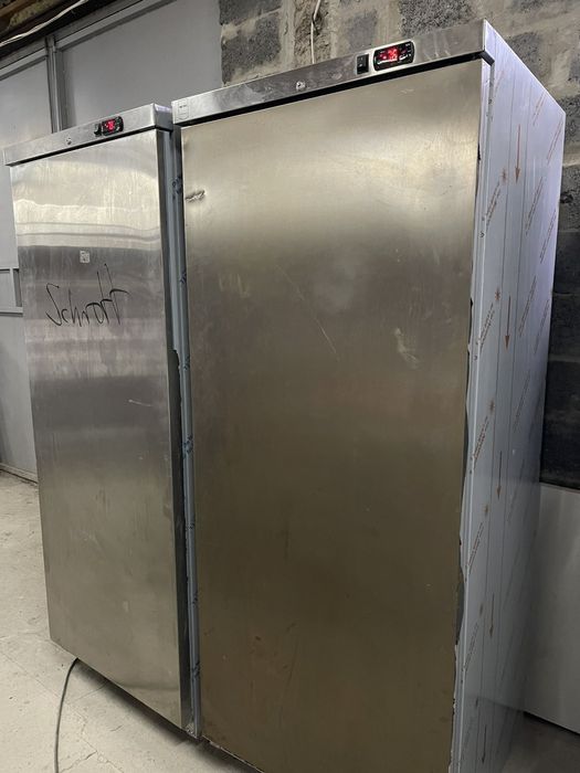 Професійна морозильна камера 600л.METRO Professional GFR4600S