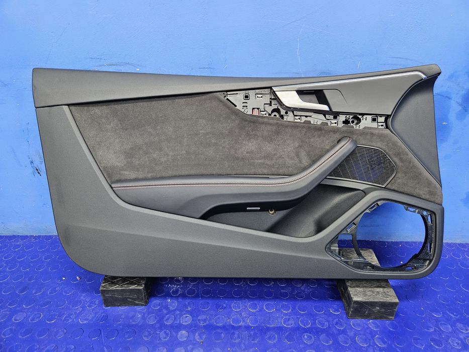 BOCZEK drzwi lewy AUDI A5 F5 CABRIO UK przód tapicerka lewa przedni