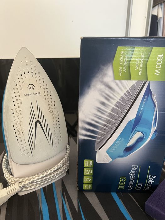 Żelazko parowe Gorze& Jensen IG300| 1600 W